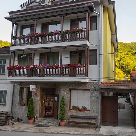 Maison d'hôtes Hera 2*
