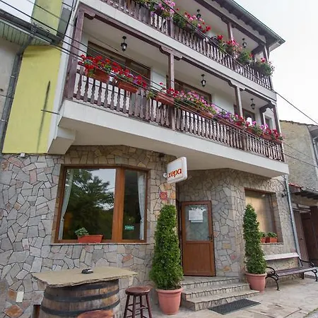 Hera Chiflik (Lovech)