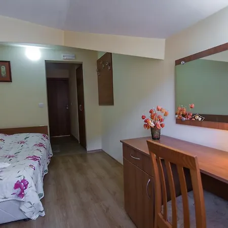 Hera Chiflik (Lovech)