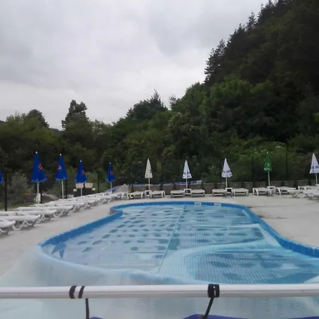 Hera 2* Chiflik (Lovech)